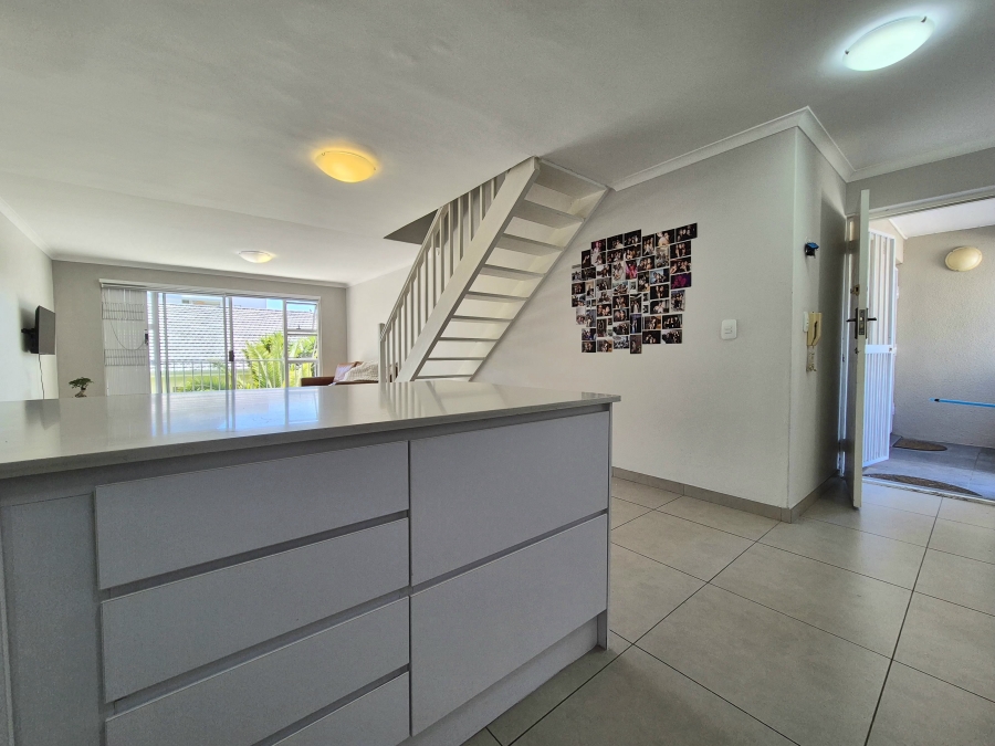 2 Bedroom Property for Sale in Claremont Upper Western Cape